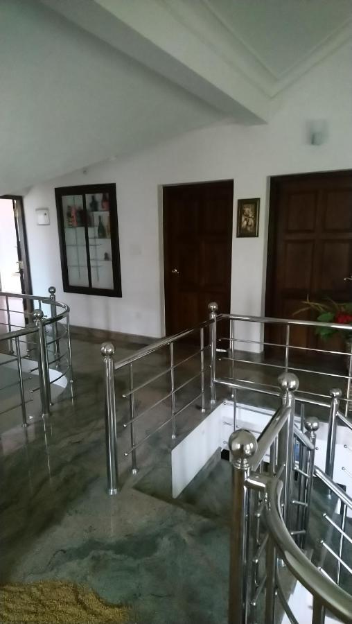 Ben'S Villa Kannur ! 외부 사진