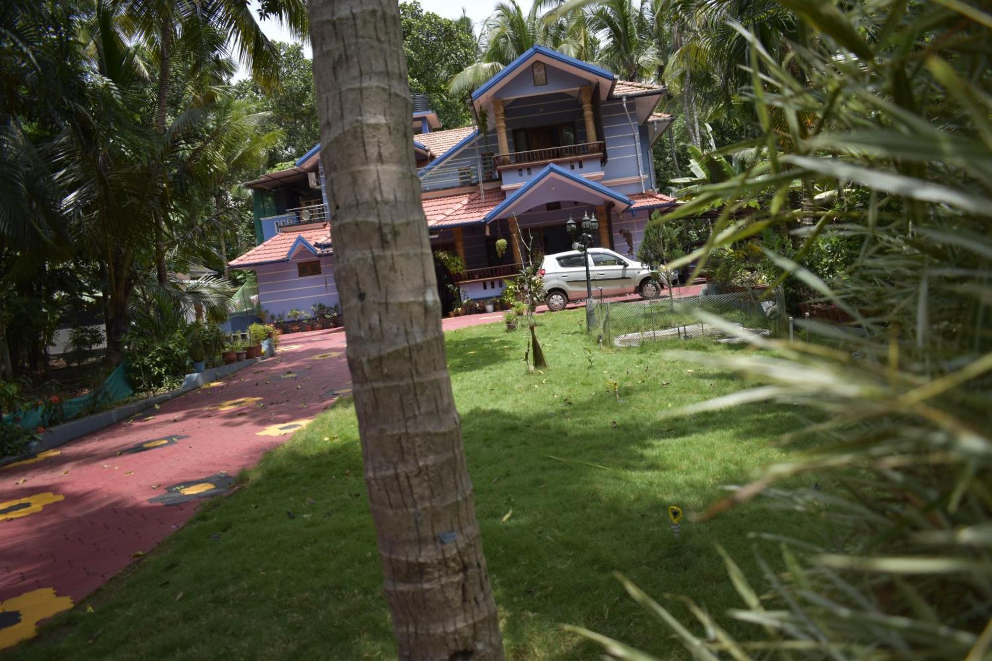 Ben'S Villa Kannur ! 외부 사진