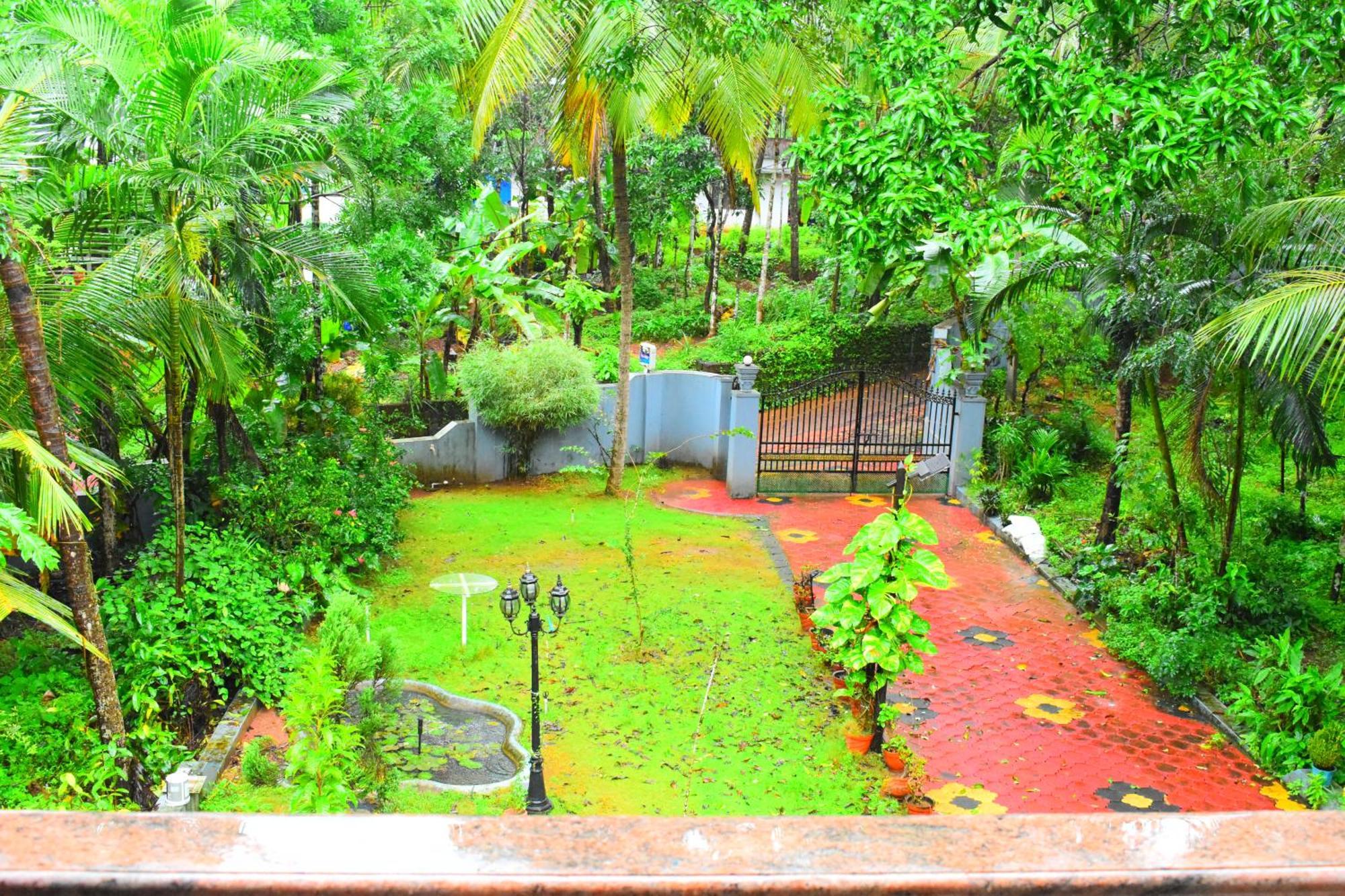 Ben'S Villa Kannur ! 외부 사진